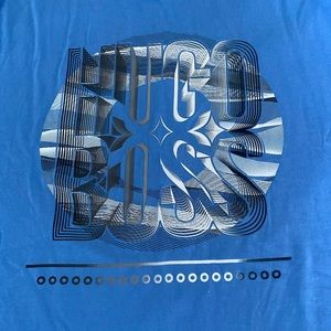 Hugo Boss Men’s T-shirt size XL